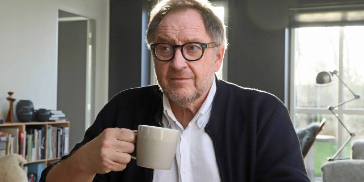 Arkitekt, kunstner og vild med havet