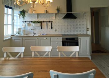 Portieren virkede bekendt