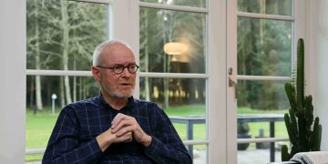 Doktoren er trukket i arbejdstøjet