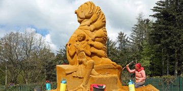 Blokhus Sandskulptur Festival 2020 med temaet Eventyrlige filmfigurer